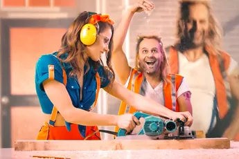 Vieze Jack gaat nog harder de hut verbouwen met Dr. Rude Remix