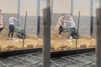 Vriendin kan het niet laten om uitermate gemeen geintje uit te halen