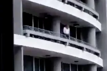 Vrouw valt van 27ste verdieping tijdens nemen van selfie in Panama-Stad