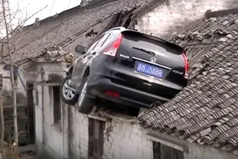 Parkeer jij anders even je auto op een dak