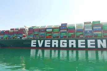 Het verhaal van de Ever Given dat wereldhandel via Suezkanaal lam legde
