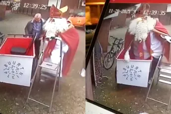 Sinterklaas gaat keihard op zijn plaat tijdens instappen bakfiets