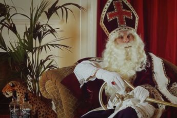 Sinterklaas a.k.a Hans Teeuwen geeft openhartig en eerlijk interview