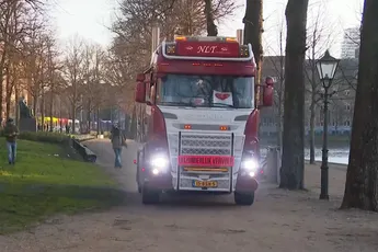 'Vrijheidskonvooi' zorgt voor veel verkeersoverlast in Haagse binnenstad