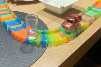 4x4 liefhebbers uit Rusland druk in de weer met hun hobby