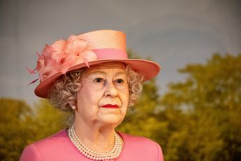 Gezondheid Britse koningin Elizabeth (96) gaat snel achteruit, familie is naar haar onderweg