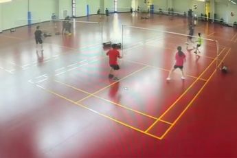 Stevige aardbeving in Taiwan zorgt ervoor dat dak badminton-hal naar beneden komt