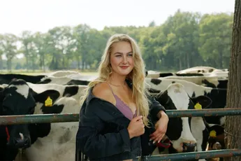 Voorproefje van mooiste platteland vrouwen in de Boerinnen Kalender 2023