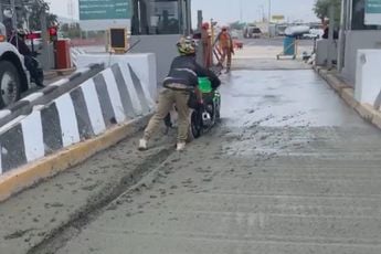 Mexicaanse betonploeg kan wel lachen om motorrijder die slim dacht te zijn