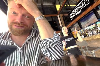 Jezelf voordoen als eigenaar van een bar voor gratis drankjes werkt