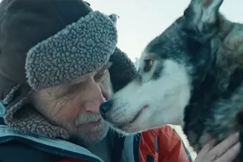 Kerstcommercial van de Staatsloterij is er eentje met een mooie boodschap