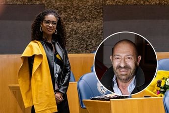 Roland Kahn beweert dat zoon Sylvana Simons is betrokken bij een overval op hem