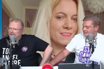 Jan Roos vraagt echt aan 'Blogmama' of zij zelf de brand niet had kunnen blussen