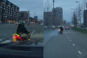Motorrijder toont zijn drift skills in Rotterdam