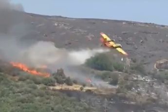 Blusvliegtuig stort neer op Griekse eiland Evia