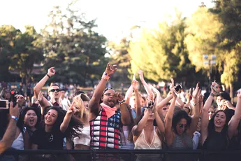 Onderzoek gedaan naar hoe vaak festivalgangers over drugsgebruik posten op Instagram