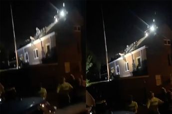 Verwarde man valt van dak in Tilburg als arrestatieteam hem naar beneden wil halen