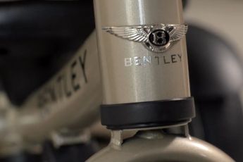De Bentley Mulliner Trike voor als je geld wilt besparen op een kinderwagen