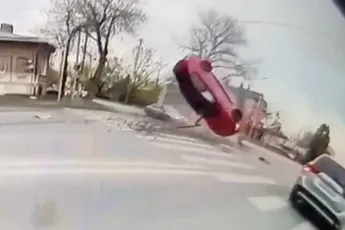 BMW op Hollywood wijze afschrijven in Rostov aan de Don