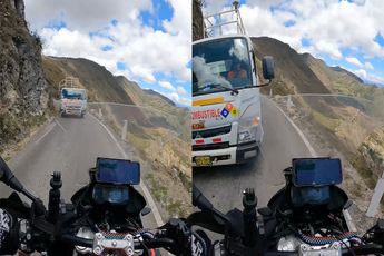 Motorrijder heeft heel veel geluk op een berg in Peru