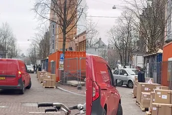 ‘Road Rage’ in Amsterdam: Automobilist probeert mensen klem te rijden