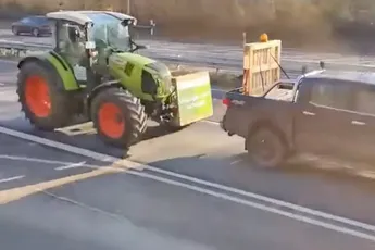 Weer een boertje die vergeet te remmen tijdens acties in Duitsland
