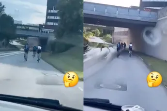 Heerlijk momentje: Wielrenners worden te grazen genomen