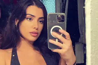 Kanye West deelt opnieuw pikante foto's van zijn vrouw Bianca Censori