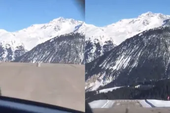 Beeld vanuit vliegtuigje dat opstijgt vanaf Altiport de Courchevel