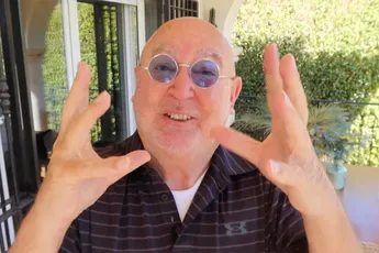 Harry Vermeegen is boos op rellende Eritreeërs in Den Haag en gaat viraal met tirade