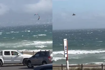 Nederlandse kitesurfer Kevin Langeree maakte een sprong die op een binnenlandse vlucht leek