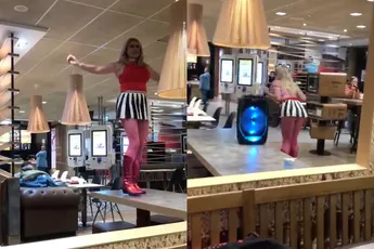 IrisQueen geeft optreden in Maccie in Maasdijk en laat haar 'vriendinnen' zien