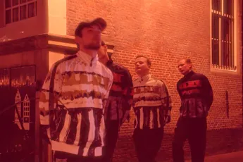 Stuiteren op de Party Animals 'Have You Ever Been Mellow' Dr. Rude presents Tempo Team remix