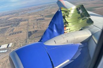 Southwest Airlines Boeing 737: Motorbehuizing komt los tijdens opstijgen