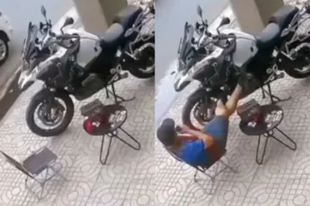 Wil je een selfie maken met je motor, raak je zo je telefoon kwijt