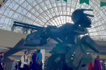 Next level: REX uit Metal Gear Solid cosplay tijdens Comic-Con in Osaka