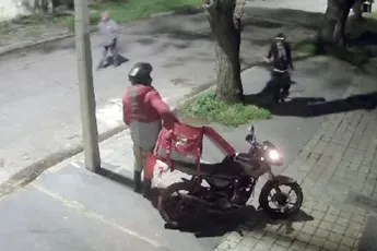 Uruguayaanse maaltijdbezorger draait de rollen om tijdens poging tot overval