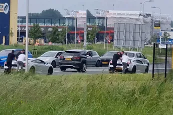 Het kan zijn dat deze gehuurde Lamborghini geen benzine meer heeft