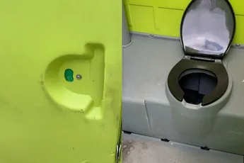 Is er een dokter in de zaal? Iemand heeft iets verkeerd gegeten, denken we