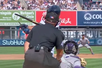 Afgebroken honkbalknuppel bezorgt scheidsrechter hersenschudding