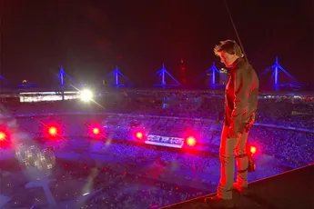 Tom Cruise maakt mensen warm voor LA 2028 tijdens sluitingsceremonie van Paris 2024