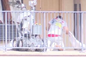 Crimineel in Texas op gênante wijze door SWAT-robot gearresteerd