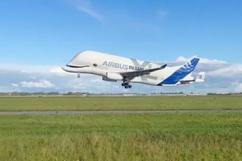 Video opstijgen bijzondere Airbus BelugaXL van Schiphol