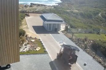 4 gewonden na op hol geslagen golfkarretje in Zuid-Afrikaanse Mosselbaai