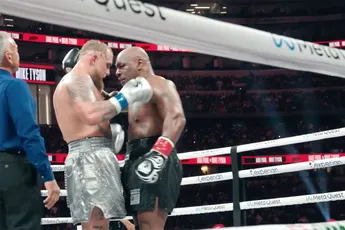 Het Internet weet het zeker: Dit is het bewijs dat Mike Tyson niet mocht winnen van Jake Paul