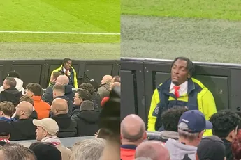 Steward slaapt even bij tijdens wedstrijd Ajax Legends tegen Real Madrid