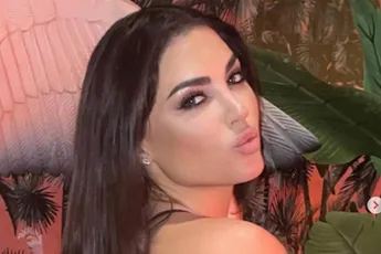 Goed verhaal, op school leren zoenen door Yolanthe Cabau