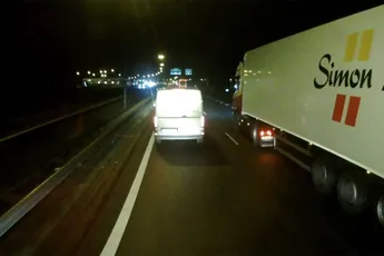 Brake Check: Ja hoor chauffeur van busje, lever je roze papiertje maar in