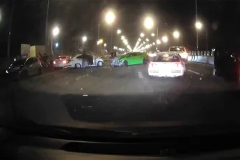 Straatrace in Thailand was duidelijk een heel erg slecht idee
