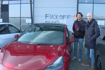 Tesla-schaamte schijnt een ding te zijn: "Hij speelt af en toe Duitse muziek af"